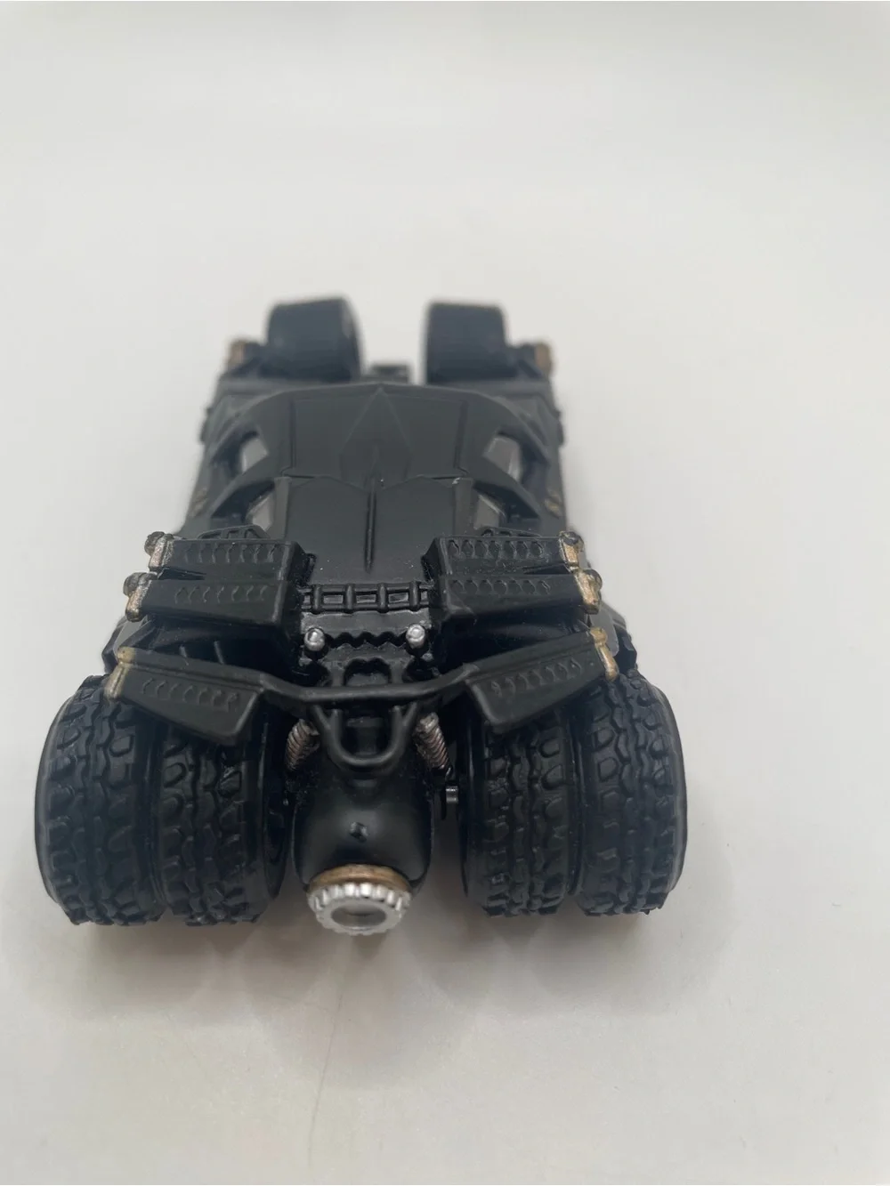 Hot Wheels Batmobile Tumbler 1:50 Scale DKL27
